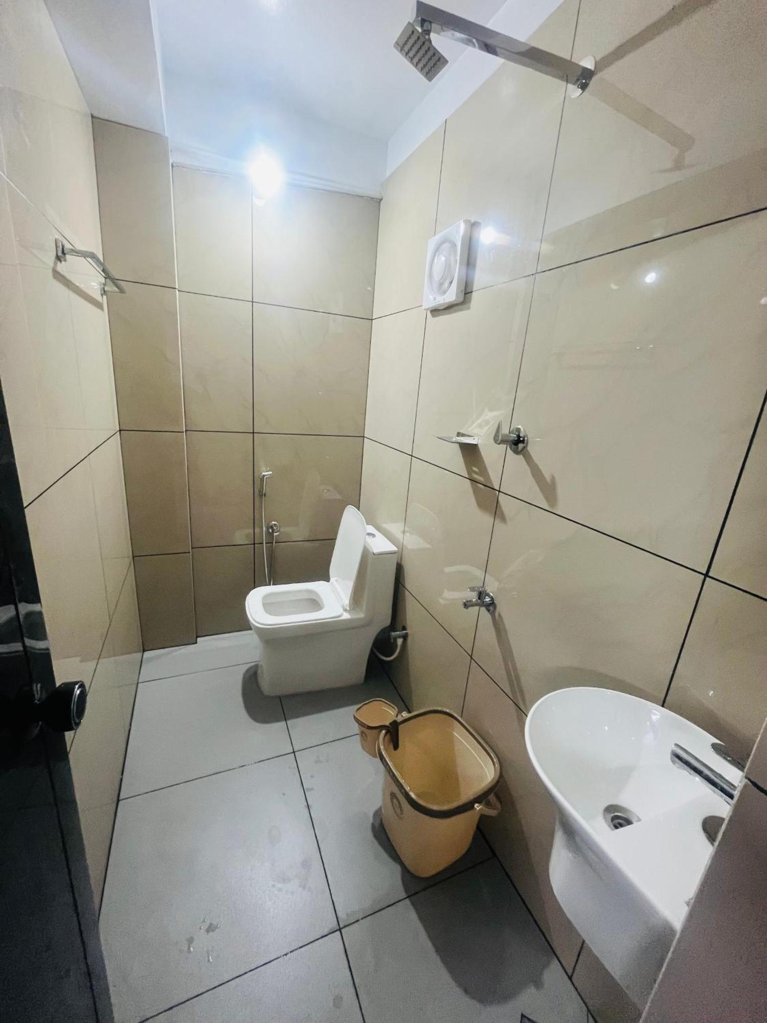 Priya Lodge Kozhikode Zewnętrze zdjęcie
